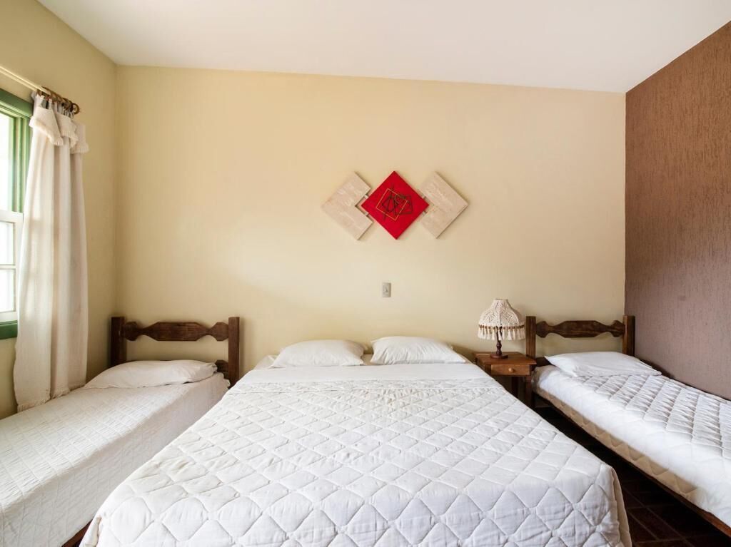 Standard fyrbäddsrum - utsikt mot trädgården