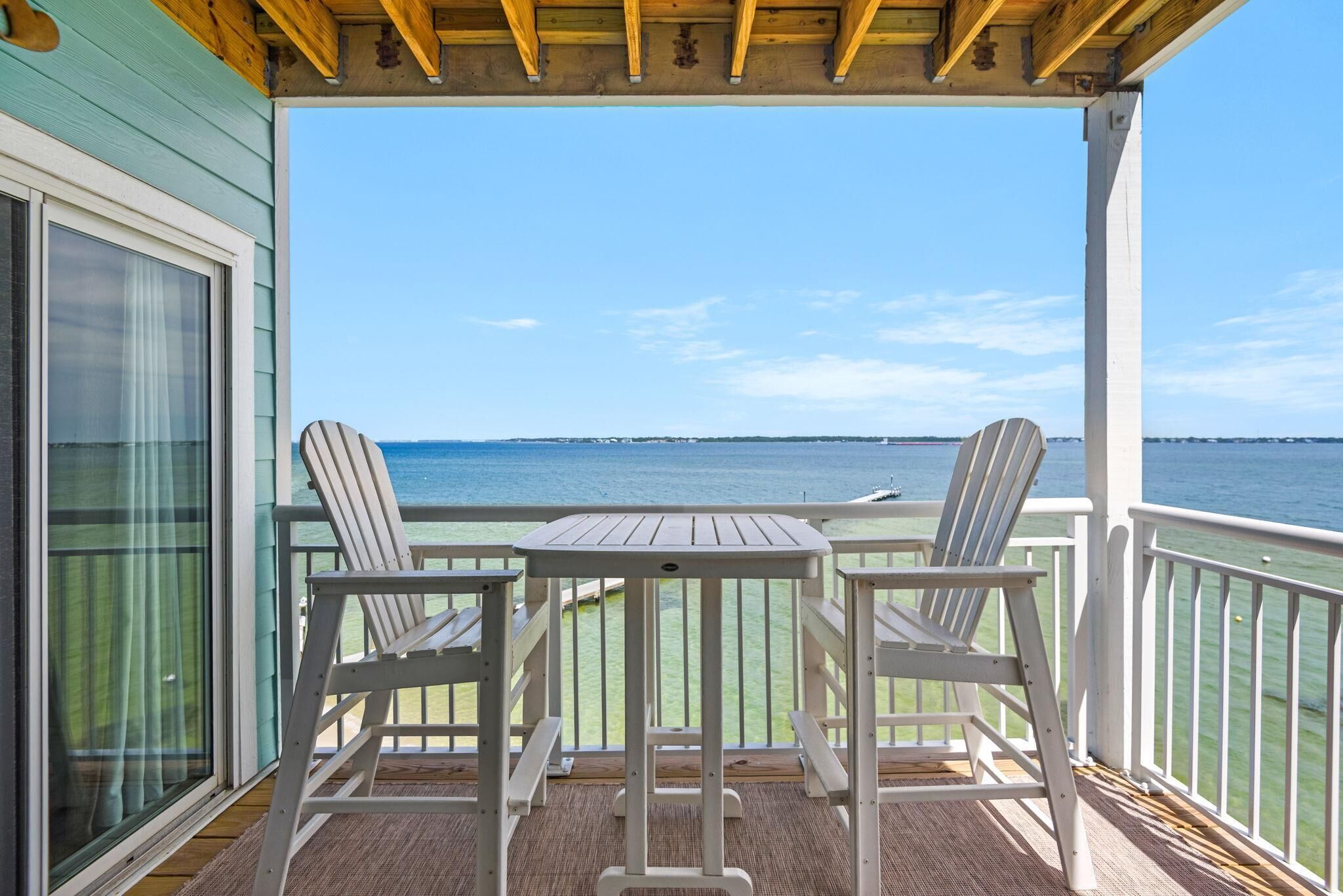 Condo, 2 camas Queen size (Baywatch E5) | Restaurante al aire libre