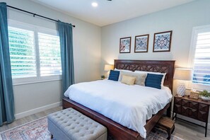 4 chambres, fer et planche à repasser, Wi-Fi gratuit, draps fournis