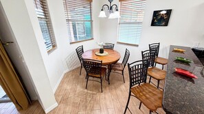 Dining - Charming Calabay Parc 6/4 Pool Home, with game room. 15 minutes from Disney parks. (Davenport)