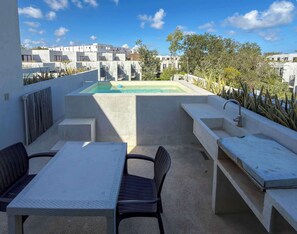 Outdoor dining - Piece of Paradise: 2BR Apartment with Private Pool in Tulum (Tulum)