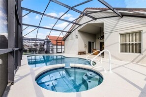 Pool - Elegant Villa with Private Pool in Guard Gated Resort (Davenport)