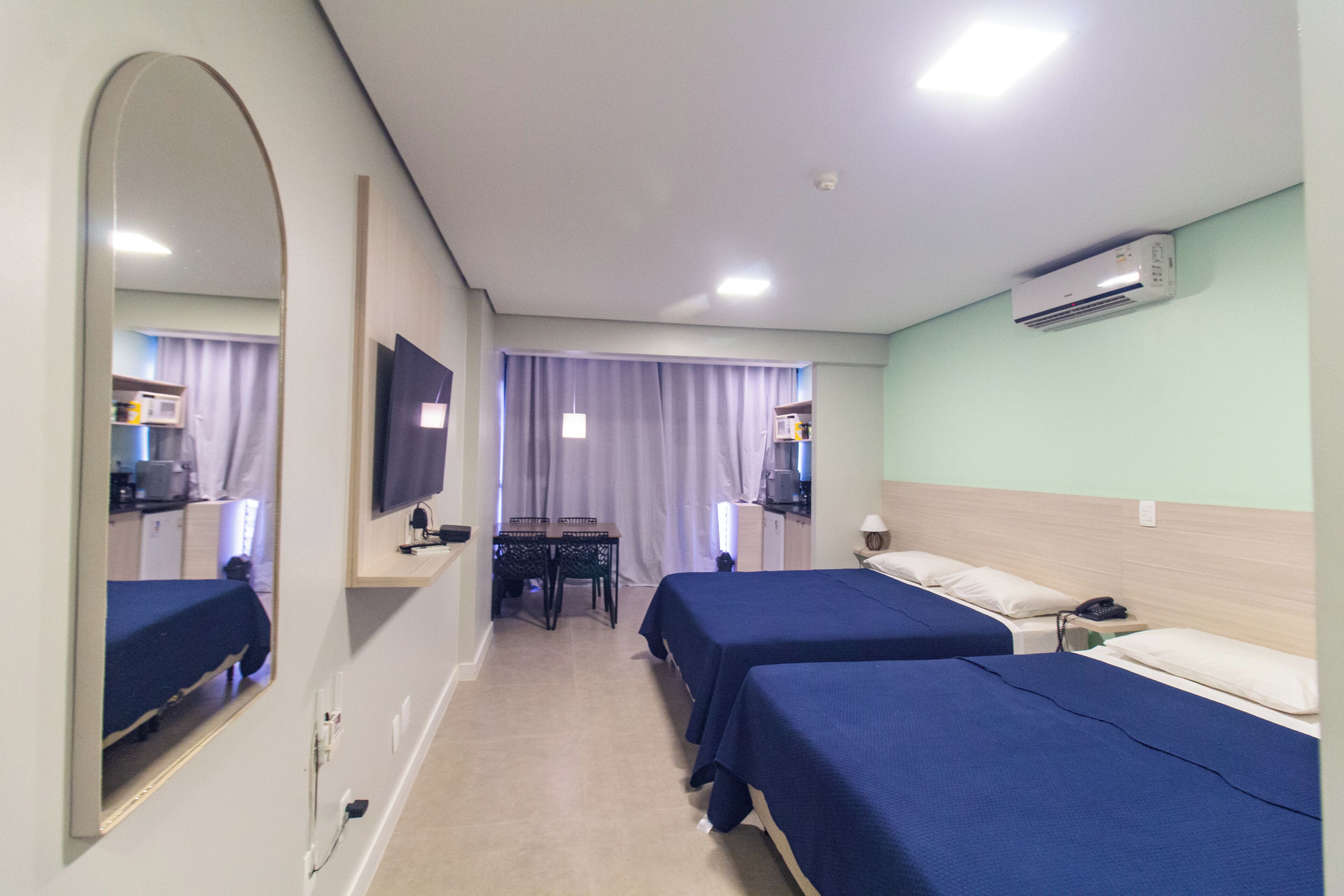 Studio Supérieur, vue piscine