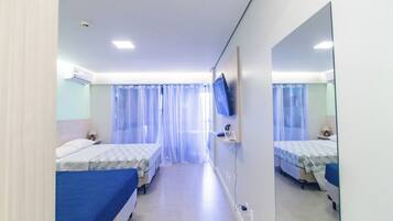 Laptop workspace, blackout curtains, iron/ironing board, free WiFi