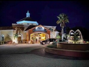 Exterior - 4Bd 3Ba 2 Master, 8.7m to Disney, No Resort Fees! (Davenport)