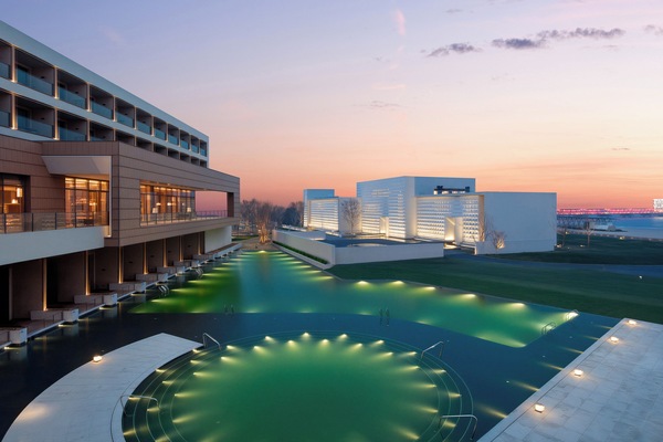 Indoor pool, seasonal outdoor pool, pool umbrellas