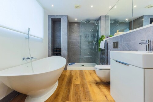 Luxury Coastal Room - Penarth