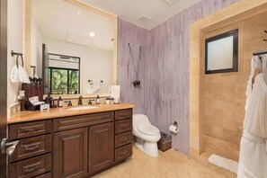 Shower, hair dryer, towels, shampoo - Stunning Veranda with Private Pool at Hacienda (Hacienda Beach Club & Residences)