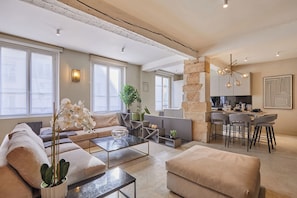 Apartment | Living area - Superb Duplex in the Center of Paris (Paris)
