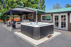 Terrace/patio -  Modern Retreat on Yaqui Gulch – Hot Tub, Game Room (Mariposa)