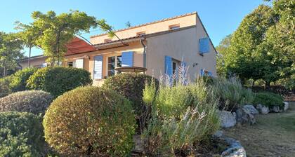 Grande maison de campagne au cœur du Mont Ventoux