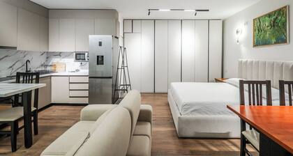 City Vibes Studio | Tirana Center by PikHost