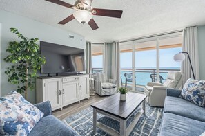 Smart TV, books - Luxury 3BR Oceanfront Penthouse w/ Lazy River (N Myrtle Beach)