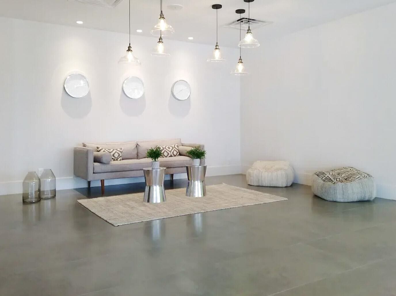 Apartment (0 Bedroom) | Interior