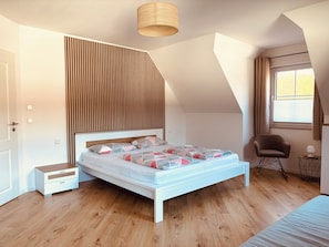 1 bedroom, WiFi, bed sheets - Vacation apartment zum Mühlbach, Franconian Lake District, 108sqm (Windsbach)