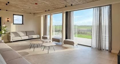 Cozy home in Oostduinkerke with WiFi