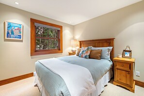 House, Multiple Beds, Patio, Mountain View (Northlight Retreat at Alpine Greens) - Northlight Retreat at Alpine Greens (Whistler)