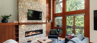 Northlight Retreat at Alpine Greens
