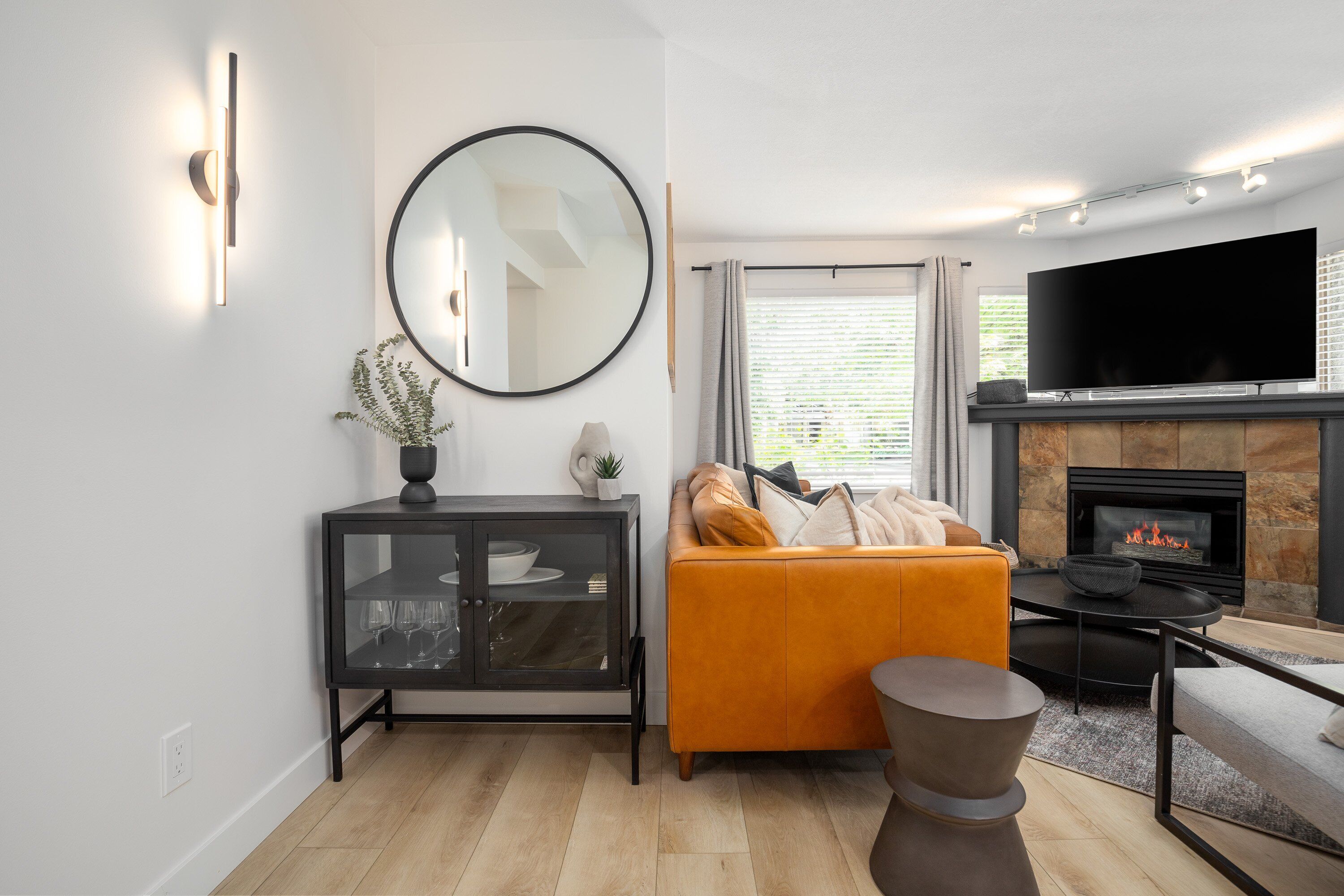 Condo, Multiple Beds, Hot Tub, Mountain View (The Altitude at Valhalla) | Living area
