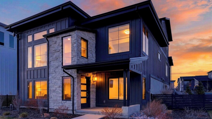 Silver Poppy Lodge by Avantstay Hot Tub + Game Room + Mountain Views Near Main Street Park City