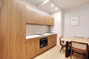 Apartment | Private kitchen - Spacious Apartment - 2br/10p - Place D'italie (Paris)