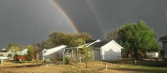 Cozy and clean 2-bedroom house in welcoming Borger with AC