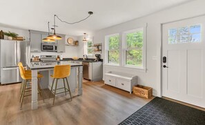 Private kitchen - River House- Belfast Maine (Belfast)