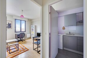 House | Interior - Spacious Studio 2P - Near La Defense (Courbevoie)