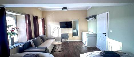 2 bedrooms, free WiFi