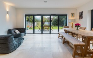 Ferienhaus | 6 Schlafzimmer, Internetzugang