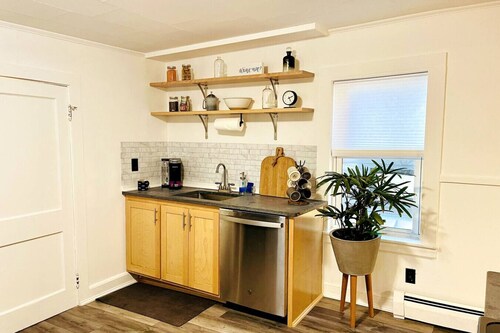 Cozy Two Bedroom on Munjoy Hill