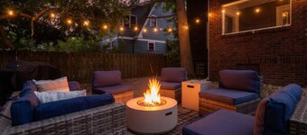 Poker-Bar-Shuffleboard-Firepit-Walkable-Sleeps 10