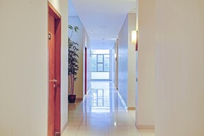 Interior - Luxury Twin Stay with Free WiFi and Parking (Bandung)