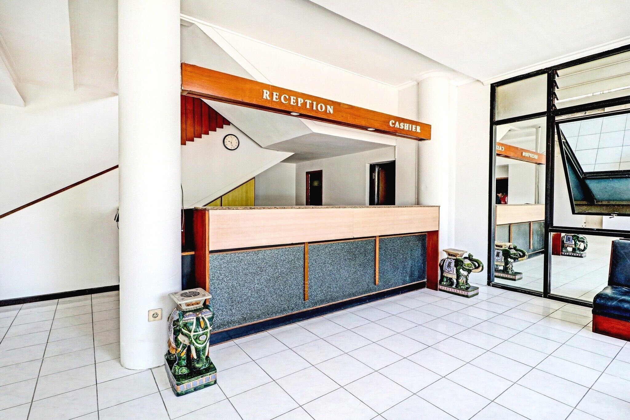 Hall