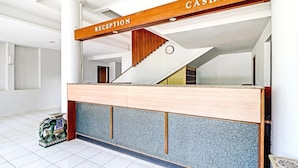 Lobby - Luxury Twin Stay with Free WiFi and Parking (Bandung)