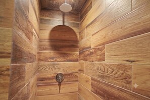 Appartamento | Bagno | Set di cortesia gratuito, asciugacapelli, asciugamani, sapone