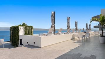 Superior Apartment | Terrace/patio