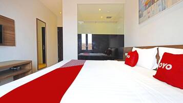 Desk, WiFi (free), bed sheets