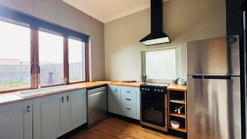 Microwave, oven, stovetop, dishwasher