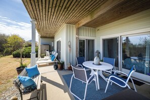 Outdoor dining - New Listing! Golf Views, Currituck Club Amenities! (Corolla)