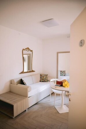 Living area - Casa Cavour Garda (Garda)