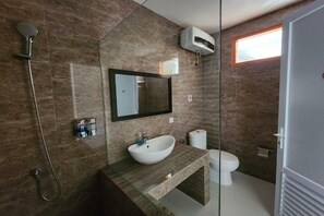 Douche, bidet