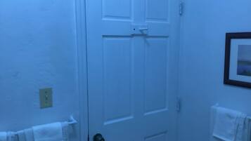 Apartment, Balkon, Gartenblick | Innenbereich