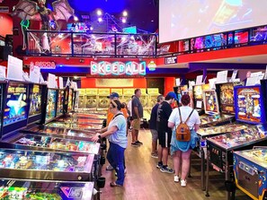 Casino - Cozy 3bed/ 2bath retreat blends convenience with a quiet, private setting. (Delray Beach)