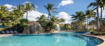 Bonita Springs Resort Stay with Lazy River, Pools & Spacious 2BR Villa