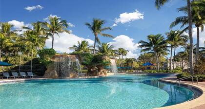 Bonita Springs Resort Stay with Lazy River, Pools & Spacious 2BR Villa