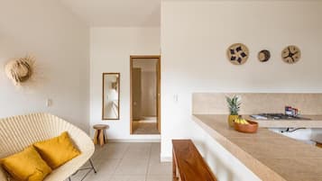 Classic Apartment, Garden View | Interior