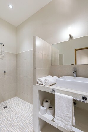 Bathroom - Bahía Sirenas (Puerto Escondido)