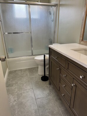 Bathroom - Surfcity Haven (Huntington Beach)