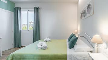 1 bedroom, WiFi, bed sheets